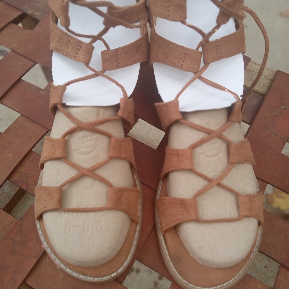 Old Navy caged lace up strap flat sandals